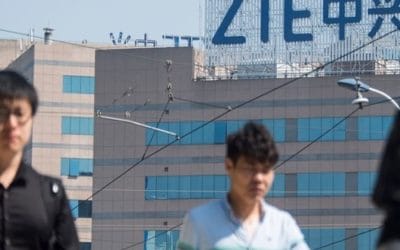 Top intelligence official says Chinese ZTE cellphones pose security risk to U.S.